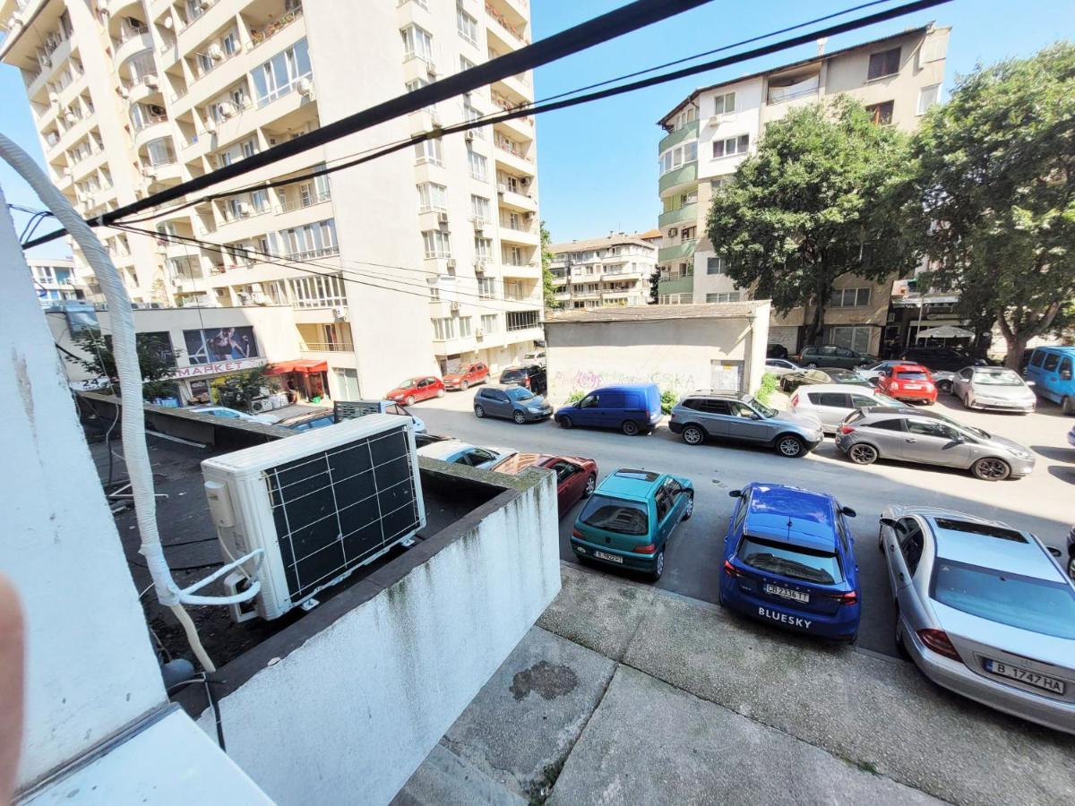 A Pousada Roma Varna Exterior foto